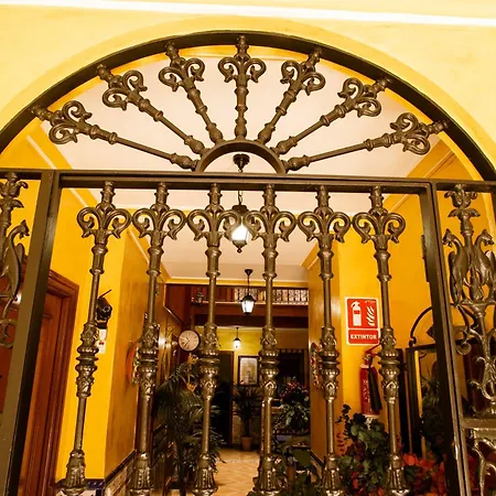 Pensión Macarena Sevilla