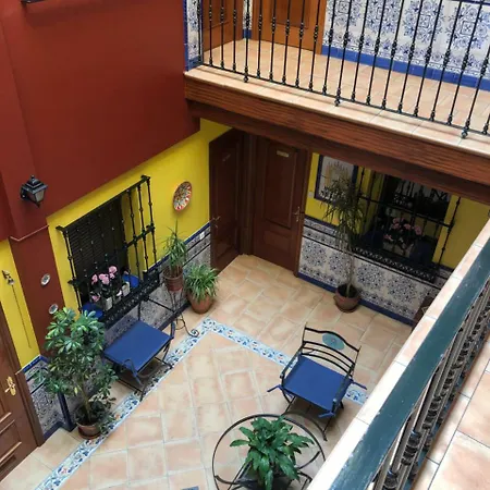 Macarena Πανσιόν Σεβίλλη